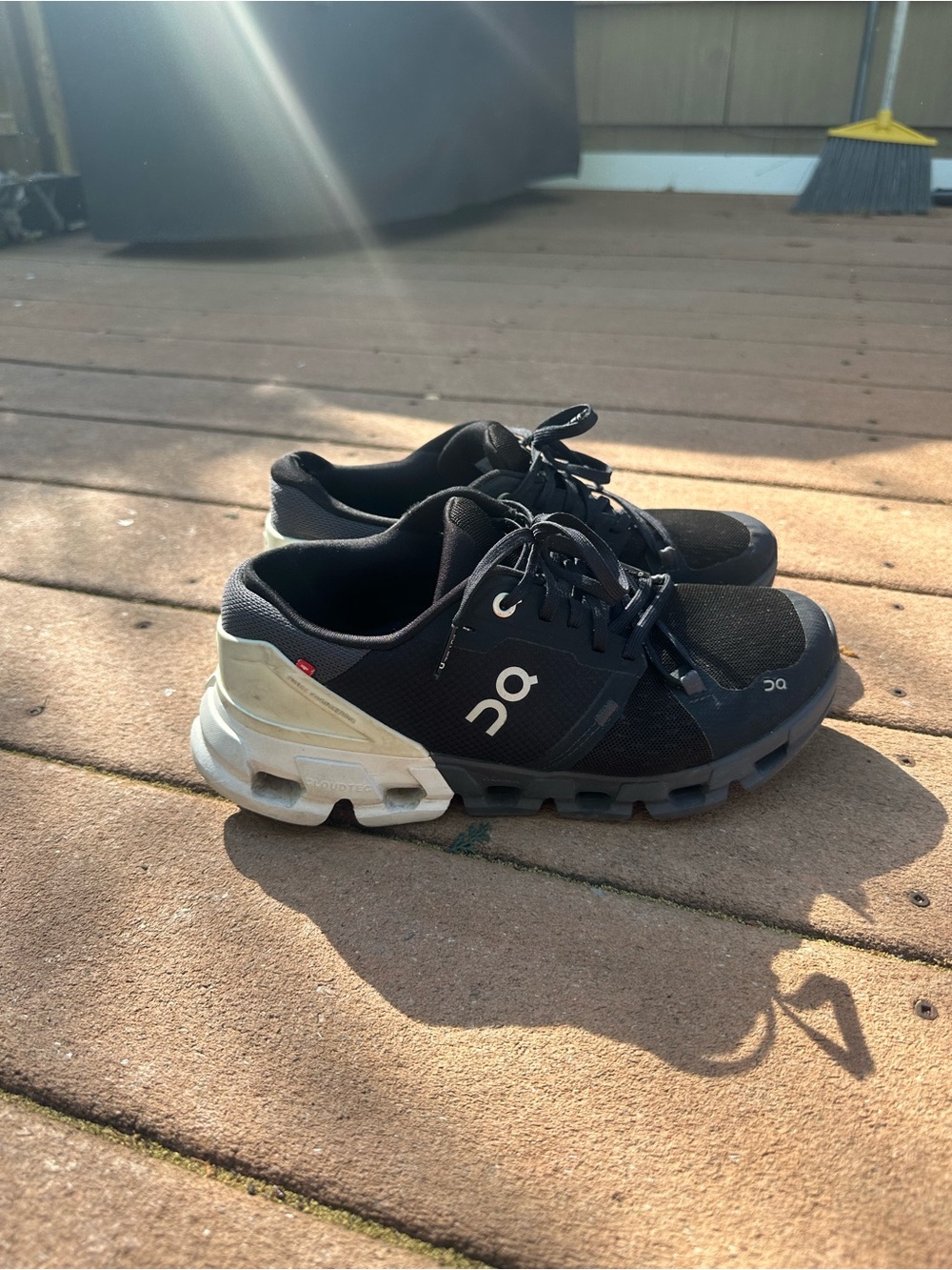 On Running Men’s Cloudswift Black with White Accents Athletic Shoes